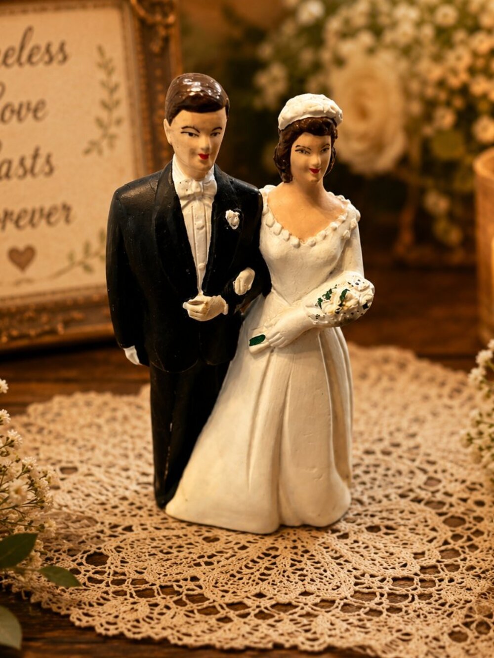 💍 Vintage 1956 PFEIL & INC. Molding Bride & Groom Wedding Cake Topper Figurine